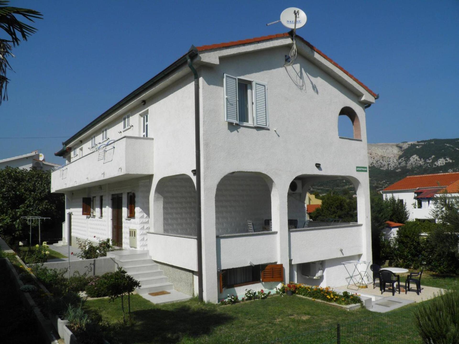 Apartments Klaric Baska  Exterior photo